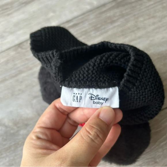 babyGap Disney Minnie Mouse Garter Beanie - Picture 2 of 5
